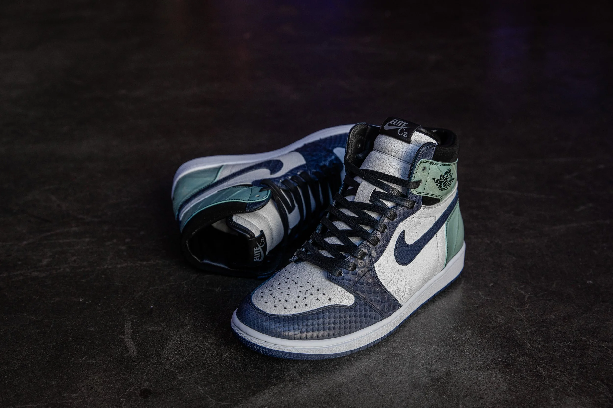 Nike top jordan elite